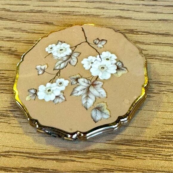 MCM Stratton of England Enamel Compact Case - Picture 1 of 7